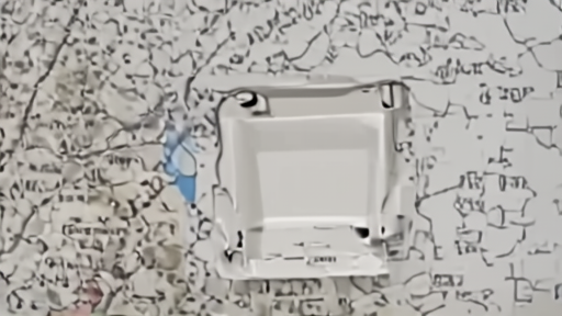 A wall map showing Marmaris, the interception zone, and Cyprus with an empty notification slot pinned beside it